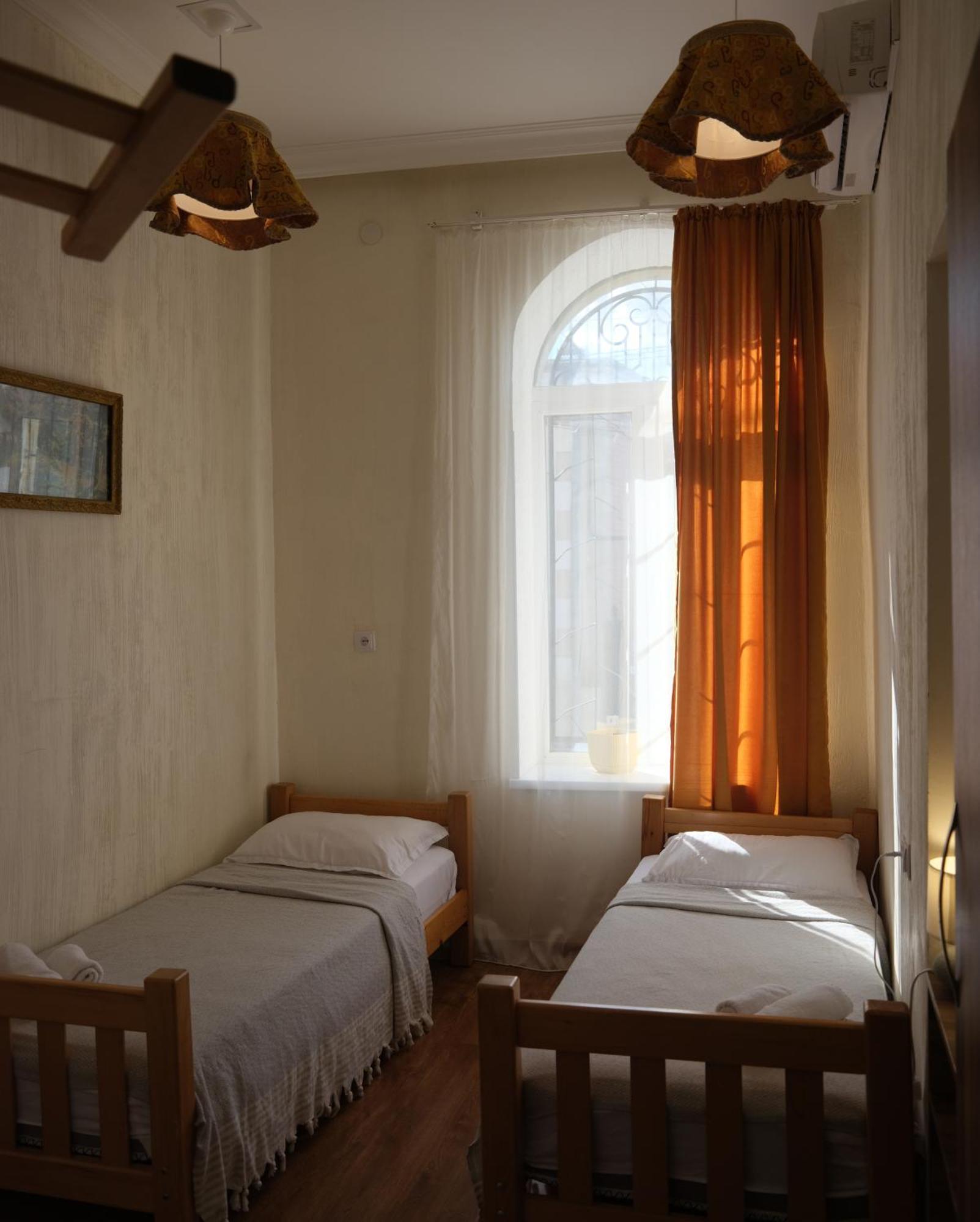 Hotel 1870 Kutaiszi Kültér fotó